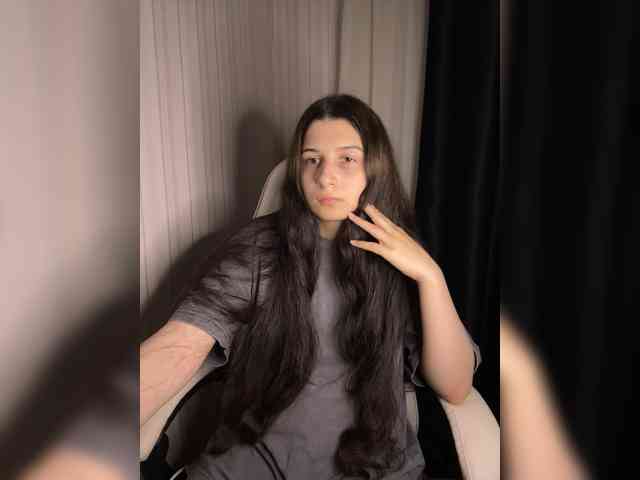 Plutonyashka webcam
