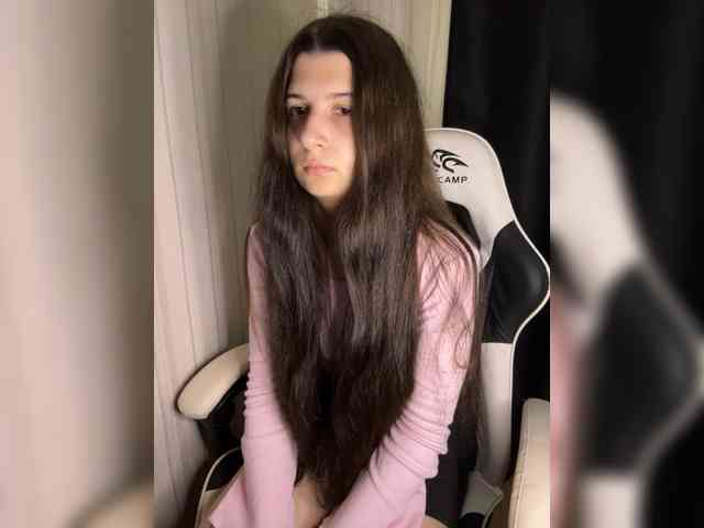 Plutonyashka webcam