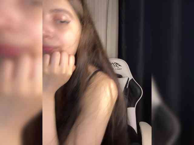 Plutonyashka webcam
