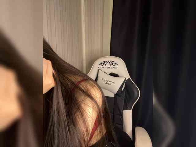 Plutonyashka webcam