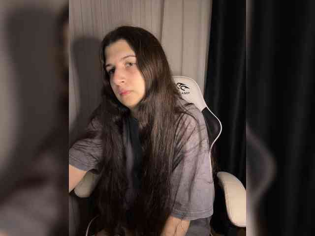 Plutonyashka webcam