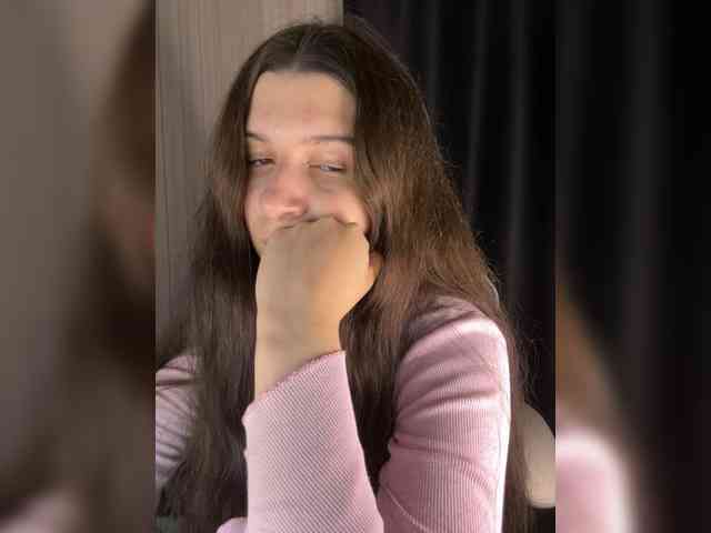 Plutonyashka webcam