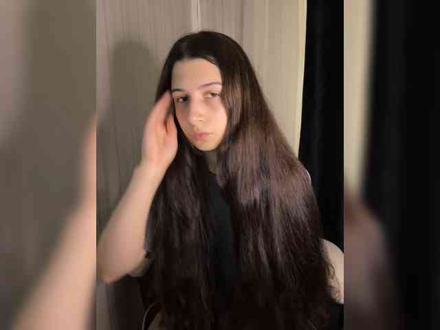 Plutonyashka webcam