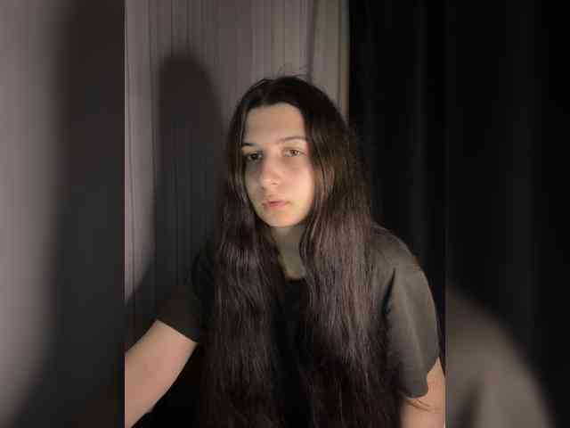 Plutonyashka webcam