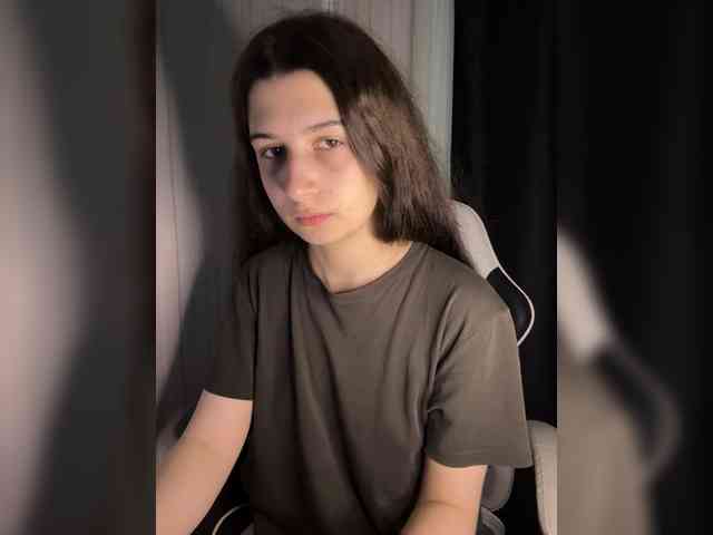 Plutonyashka webcam