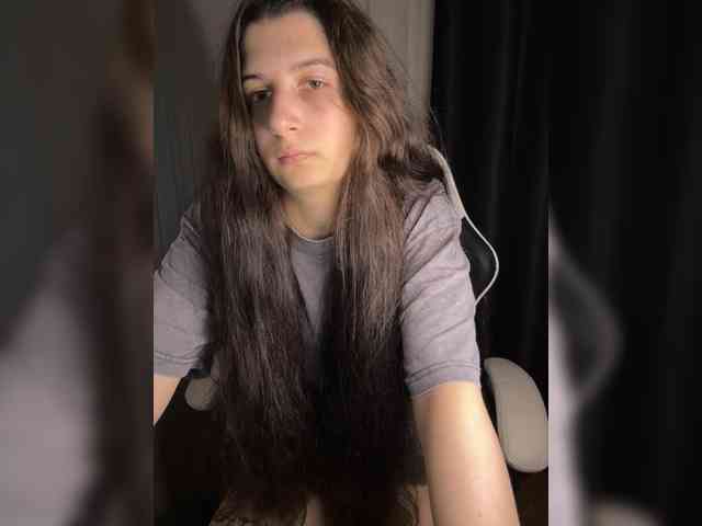 Plutonyashka webcam