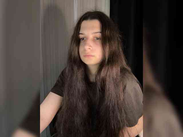 Plutonyashka webcam