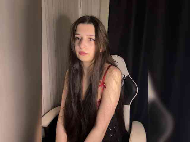 Plutonyashka webcam
