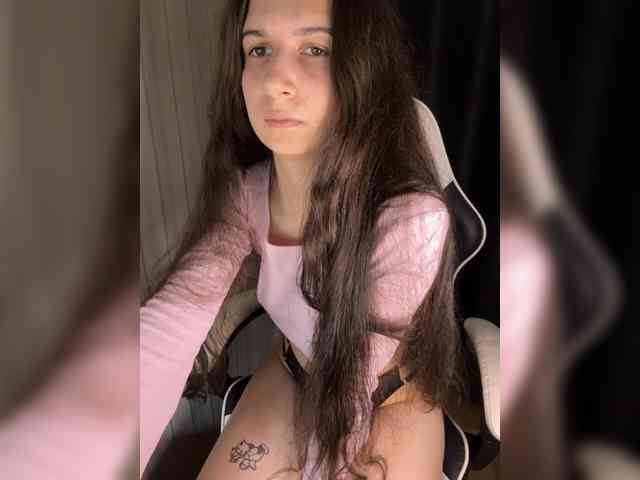 Plutonyashka webcam