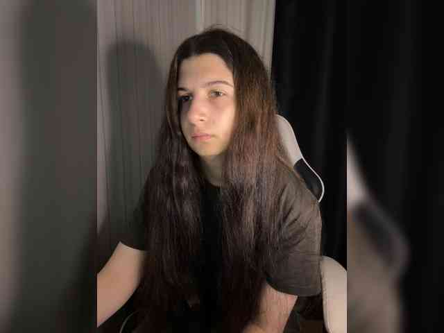 Plutonyashka webcam