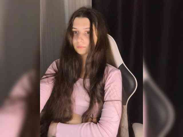 Plutonyashka webcam