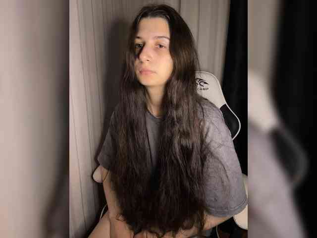 Plutonyashka webcam