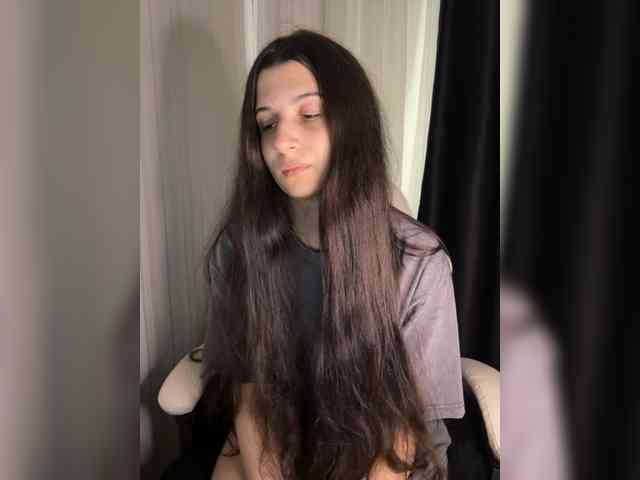 Plutonyashka webcam