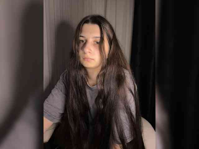 Plutonyashka webcam