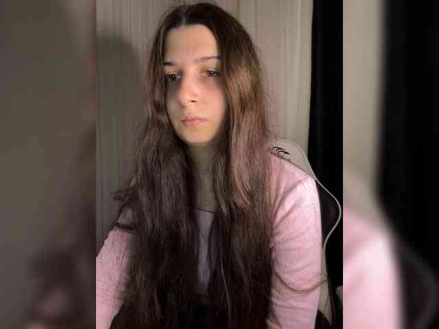 Plutonyashka webcam