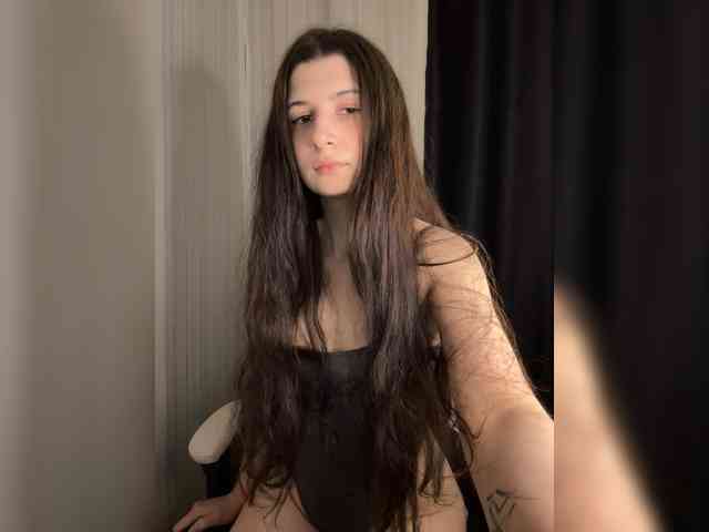 Plutonyashka webcam