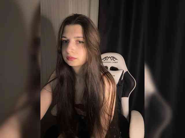 Plutonyashka webcam