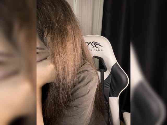 Plutonyashka webcam
