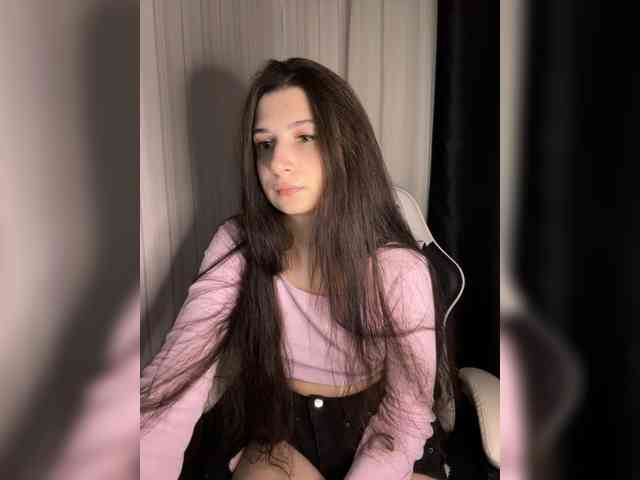 Plutonyashka webcam