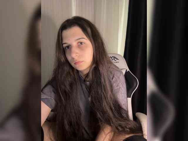Plutonyashka webcam