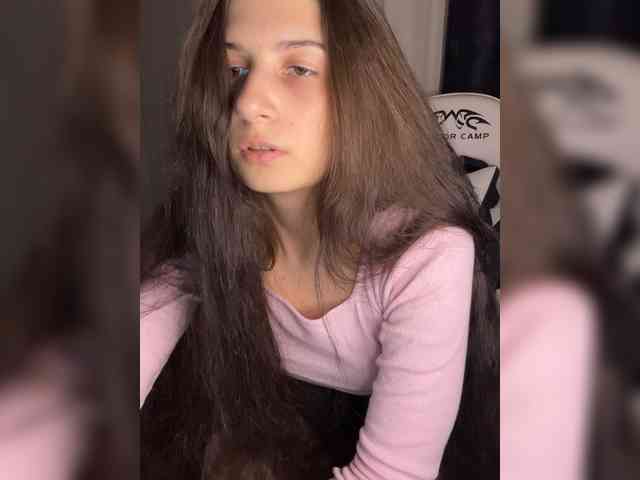 Plutonyashka webcam