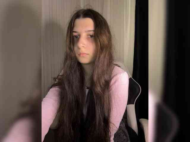 Plutonyashka webcam