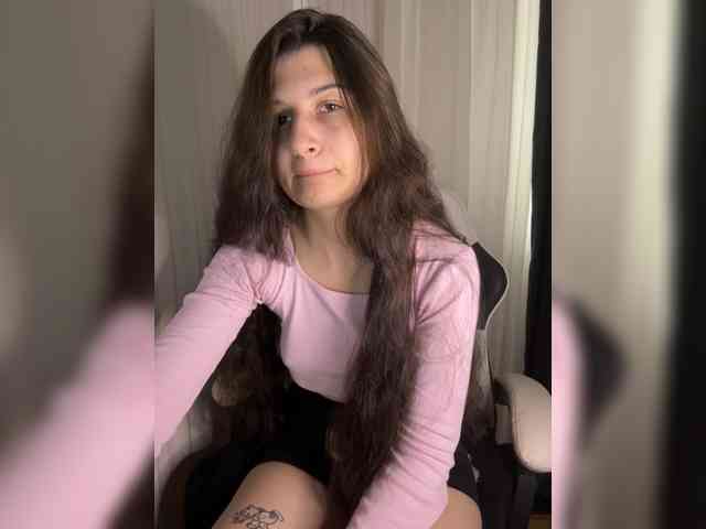 Plutonyashka webcam