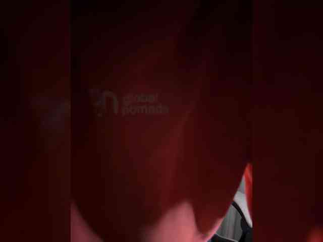 Plutonyashka webcam