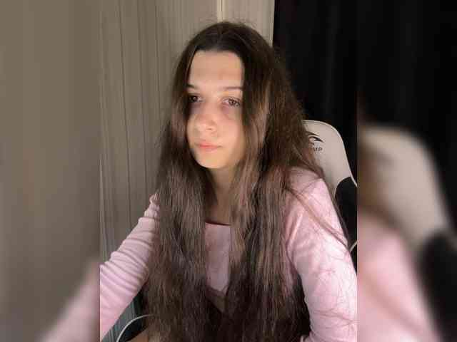 Plutonyashka webcam