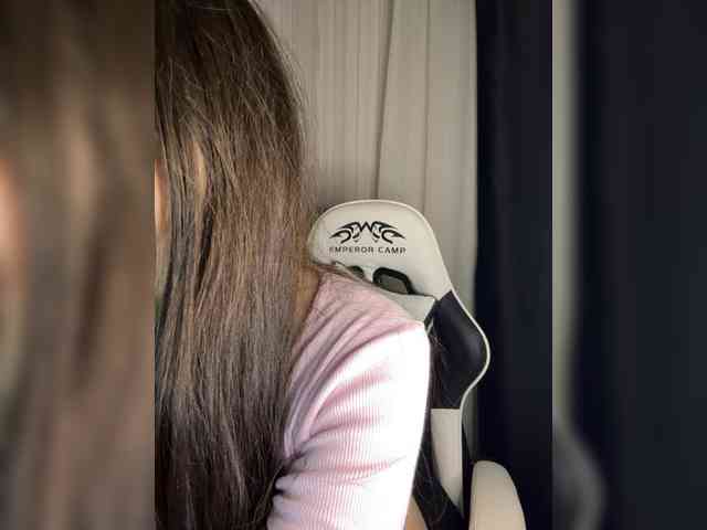Plutonyashka webcam