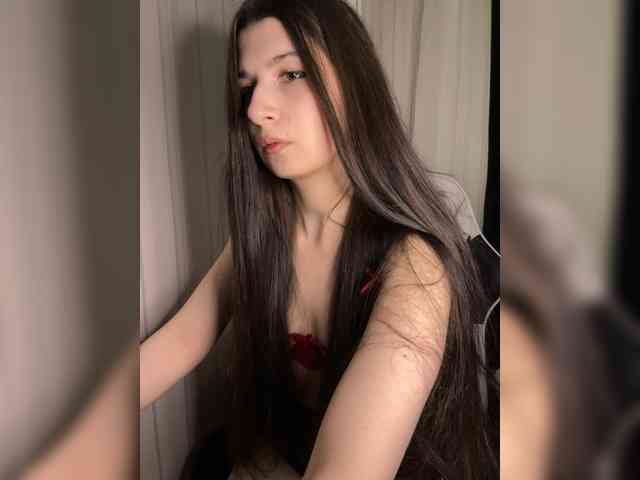 Plutonyashka webcam