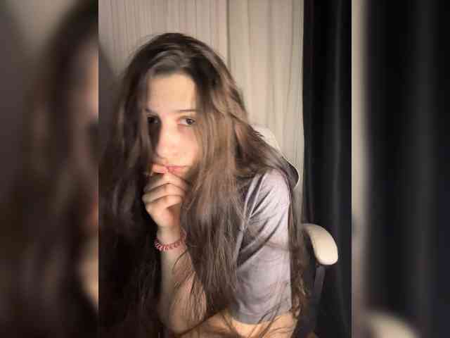 Plutonyashka webcam