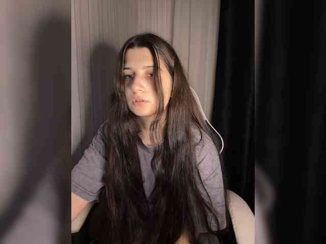 Plutonyashka webcam