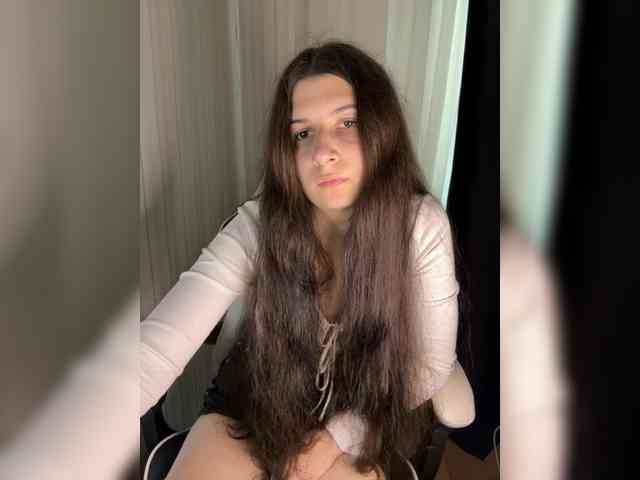 Plutonyashka webcam
