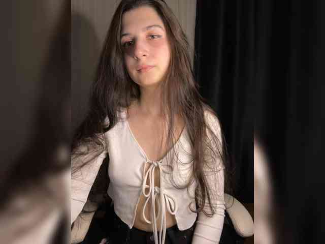 Plutonyashka webcam