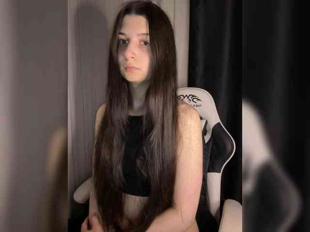 Plutonyashka webcam