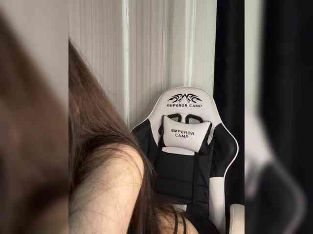 Plutonyashka webcam