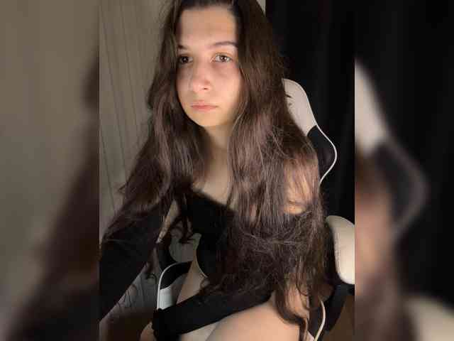 Plutonyashka Live Webcam on BongaCams