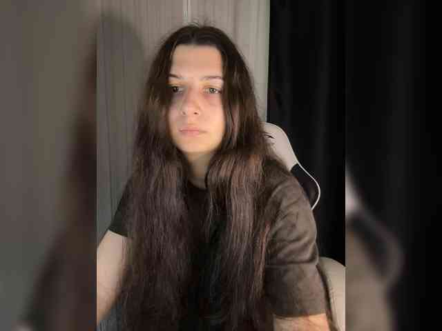 Plutonyashka webcam