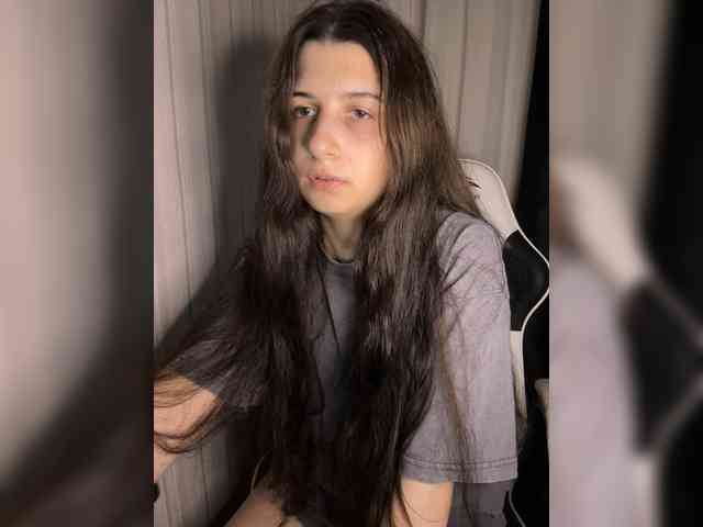 Plutonyashka webcam