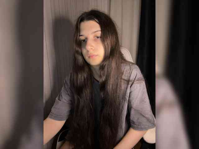 Plutonyashka webcam