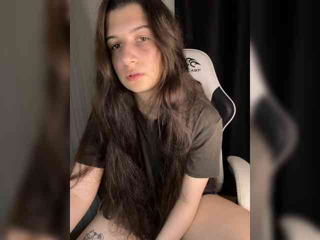 Plutonyashka webcam