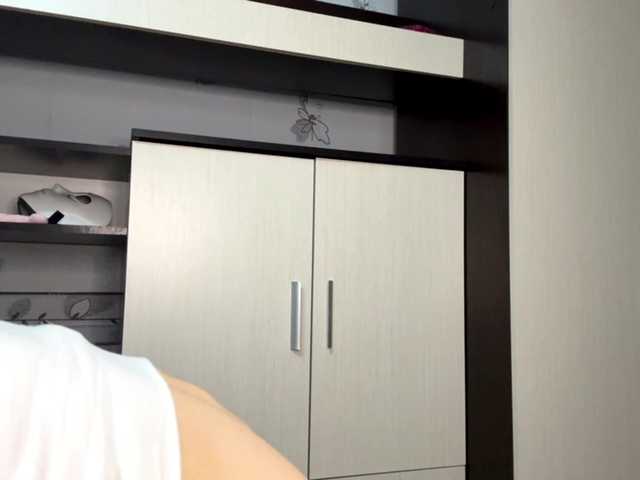 Nikatyan live cam on BongaCams