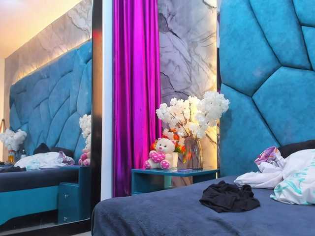 JulietaDiamond live cam on BongaCams
