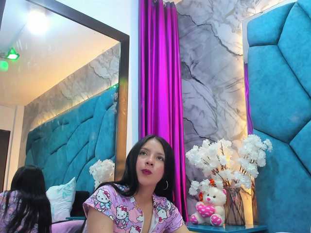 JulietaDiamond live cam on BongaCams