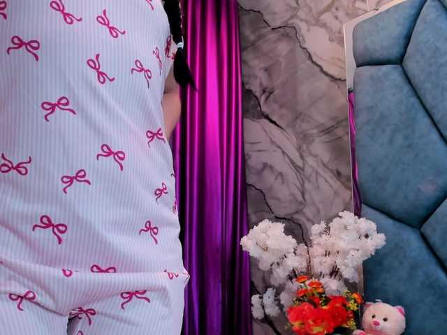 JulietaDiamond live webcam show