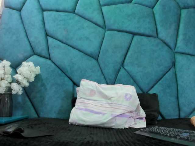 JulietaDiamond live cam on BongaCams