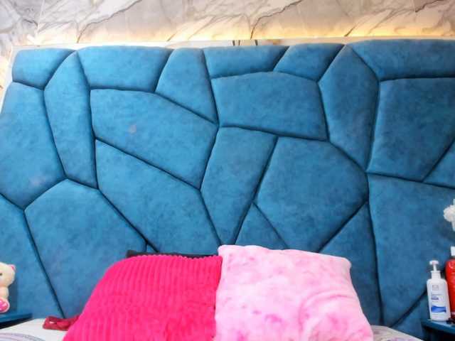 JulietaDiamond live cam on BongaCams