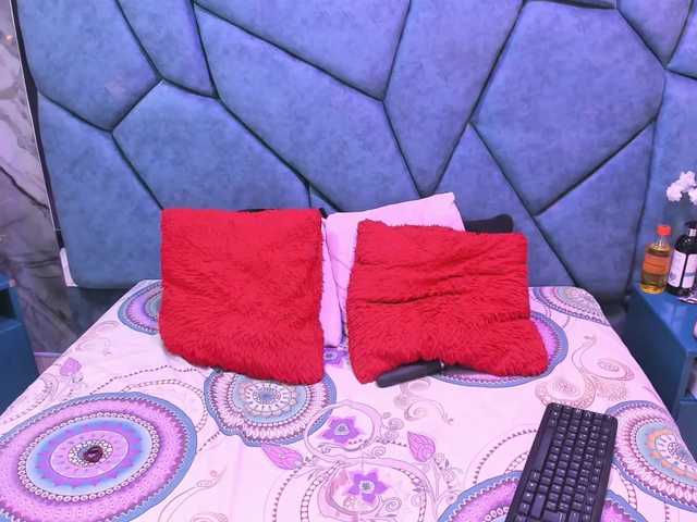 JulietaDiamond webcam