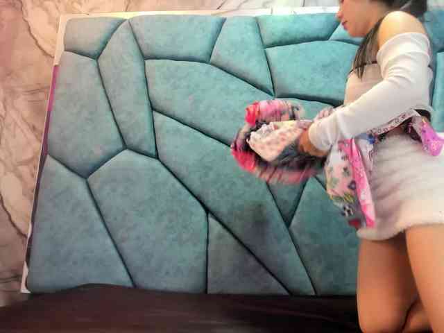 JulietaDiamond webcam
